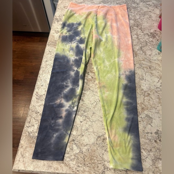 SO Tie Dye Lounge Life 7/8 Leggings Juniors Large NWT - Picture 5 of 10